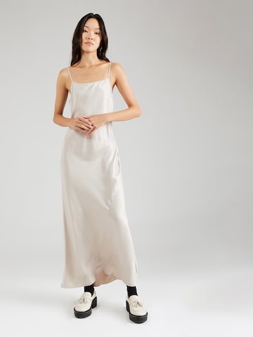 Calvin Klein Φόρεμα σε γκρι: μπροστά