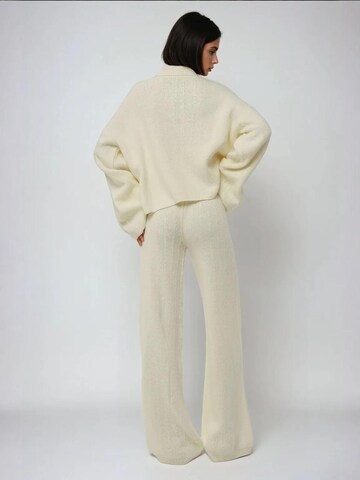 Hiccup - Regular Calças em branco