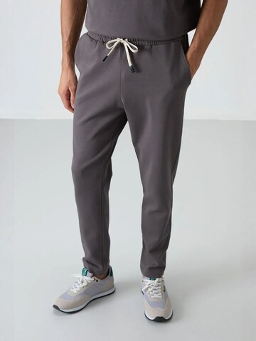 Survêtement Tommy Life en gris