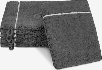 ROSS Towel 'Sensual Skin Karo' in Grey: front