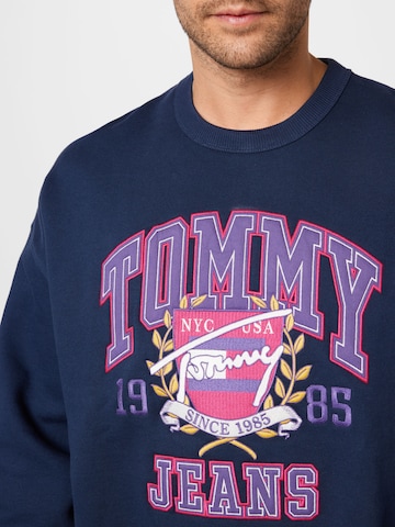 Tommy Jeans Sweatshirt 'College' i blå