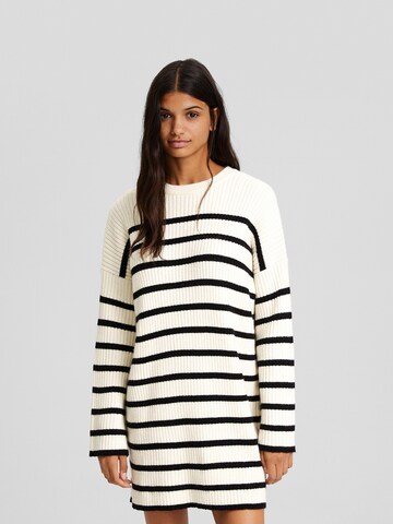 Bershka Knit dress in Beige: front