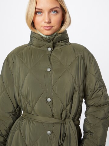 Manteau mi-saison 'Selma' ABOUT YOU en vert