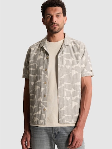 CAST IRON - Ajuste regular Camisa 'Shirt with jacquard pattern and short sleeves' en gris: frente