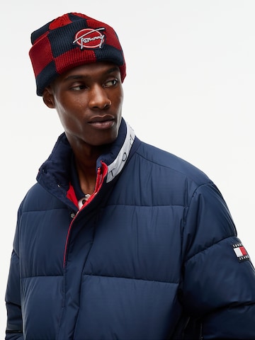 Tommy Jeans Muts in Rood: voorkant