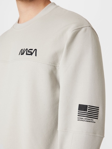 JACK & JONES Суичър 'NASA' в сиво