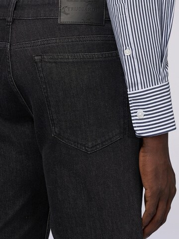 Trussardi - Slimfit Vaquero en gris