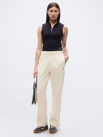 Calvin Klein Jeans Loosefit Παντελόνι σε λευκό