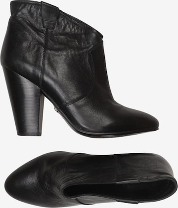 Buffalo London Stiefelette 38 in Schwarz: Vorderseite