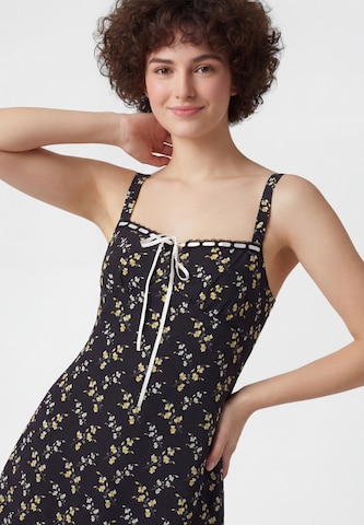 MYMO - Vestido em preto