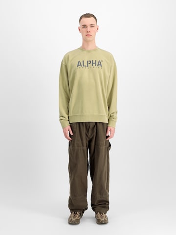 ALPHA INDUSTRIES Sweatshirt 'Stencil' in Grün: Vorderseite