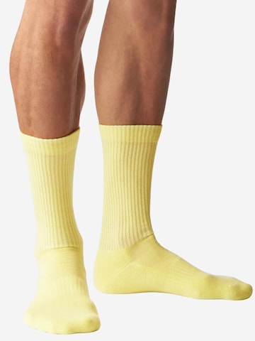 Von Jungfeld Socks 'Butter Yellow' in Yellow: front