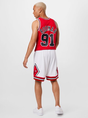 Mitchell & Ness Loosefit Shorts 'CHICAGO BULLS' in Weiß