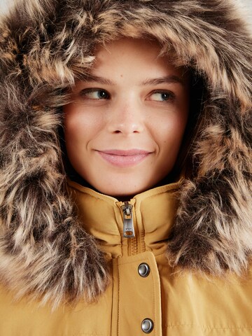 Parka di mezza stagione 'ONLNEWSTARLINE' di ONLY in giallo