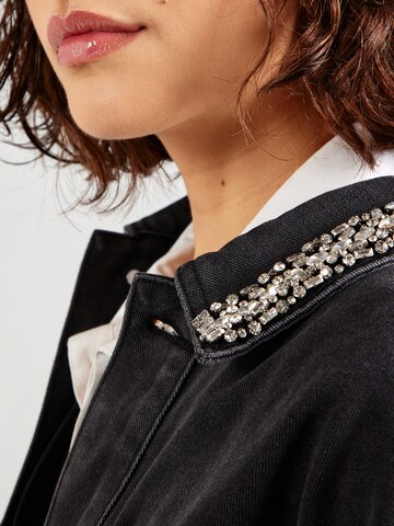 Veste mi-saison 'Jane' Sofie Schnoor en noir