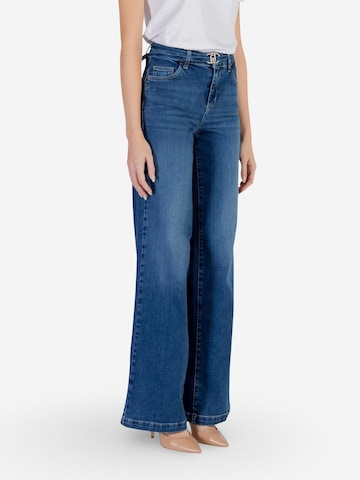 Bootcut Jean 'B.UP GOOD FLARE H.W. UA6160 D0264' Liu Jo en bleu