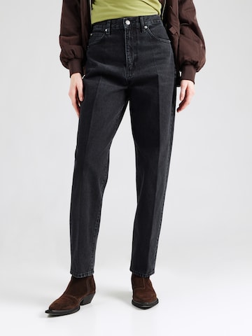 FRAME Дънки Tapered Leg Дънки 'THE NEAT' в черно: отпред