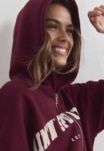 Aim'n Bluza rozpinana sportowa 'Varsity' w kolorze czerwony