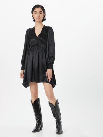 Rochie 'ESTA' de la AllSaints pe negru: față