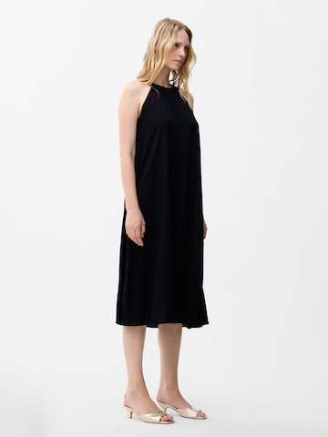 adl Kleid in Schwarz