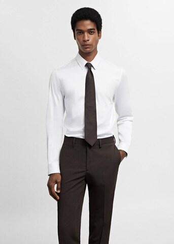 MANGO MAN Slim Fit Риза 'Emotion' в бяло