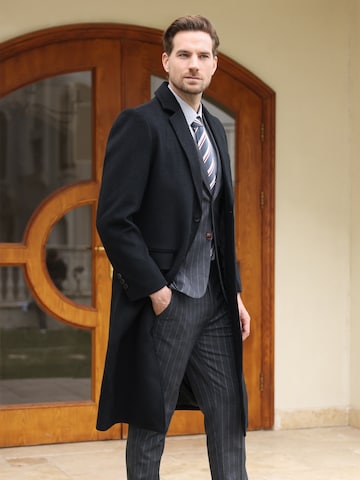 Youthup Wintermantel in Schwarz