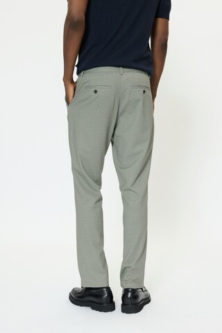 Matinique Regular Trousers in Green