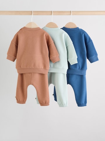 Next Set in Blue