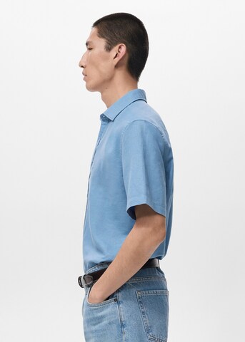 MANGO MAN Regular fit Button Up Shirt 'Ants-H' in Blue