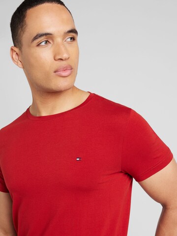 TOMMY HILFIGER Slim fit Μπλουζάκι σε κόκκινο