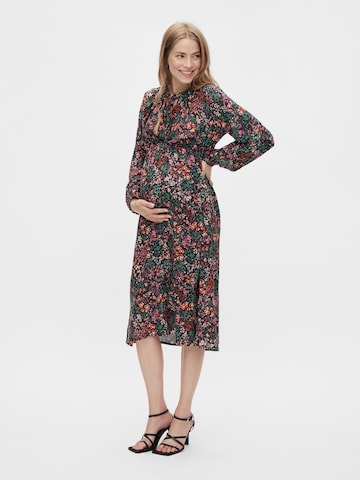 Robe 'Imogen' MAMALICIOUS en mélange de couleurs : devant