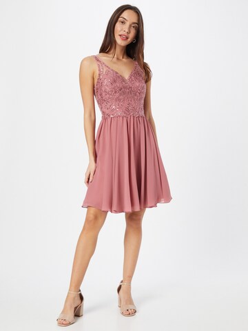 Rochie de cocktail de la Laona pe roz