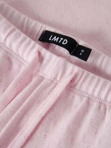 LMTD Regular Shorts in Pink