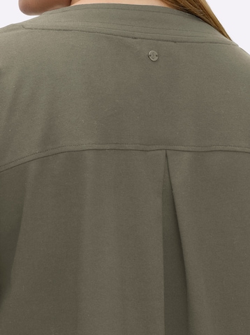 SHEEGO T-shirt i grön