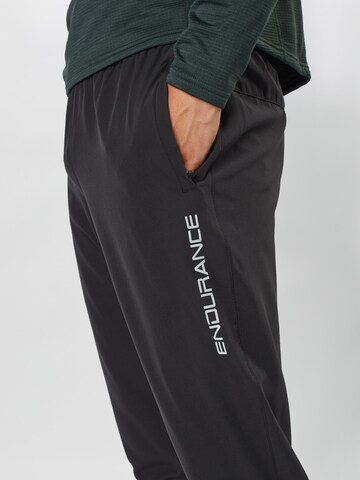 ENDURANCE Tapered Sportbroek 'Wislok' in Zwart