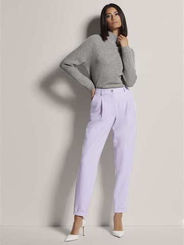 MADELEINE Tapered Hose in Lila