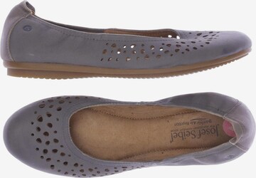 JOSEF SEIBEL Flats & Loafers in 38 in Grey: front