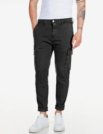 REPLAY Slim fit Cargo Pants in Black: front