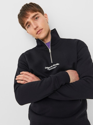 JACK & JONES كنزة رياضية 'Vesterbro' بلون أسود