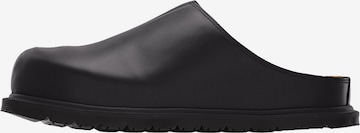 Dr. Martens Puukengät & Crocs-jalkineet 'San' värissä musta: etupuoli