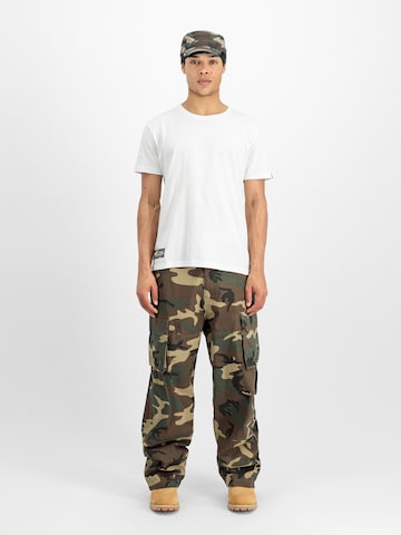 ALPHA INDUSTRIES T-shirt i vit: framsida