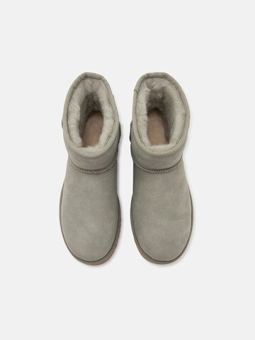 UGG Boots 'Classic Mini II' in Groen