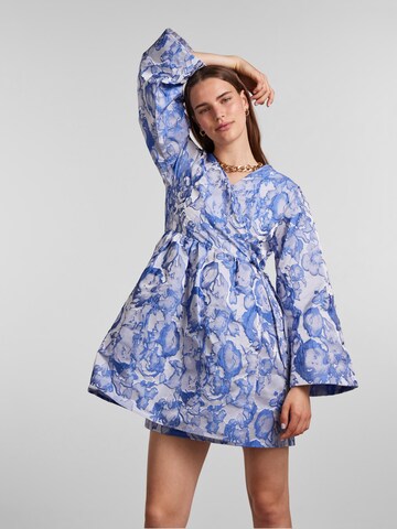 PIECES Sukienka 'AUDRINA' w kolorze niebieski: przód