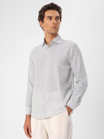 Antioch Regular fit Button Up Shirt in Green