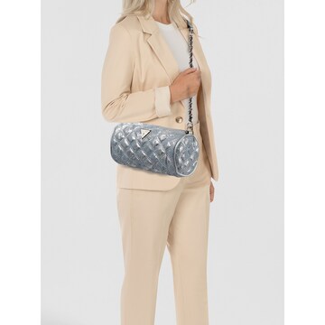 Borsa a spalla 'Giully II' di GUESS in argento: frontale