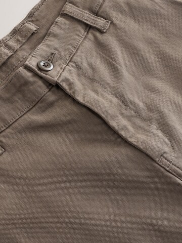 Next Regular Chinohousut värissä ruskea