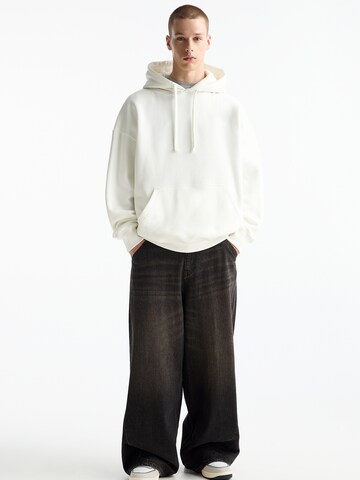 Pull&Bear Sweatshirt i vit