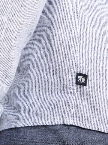 s.Oliver Средняя посадка Рубашка в Синий