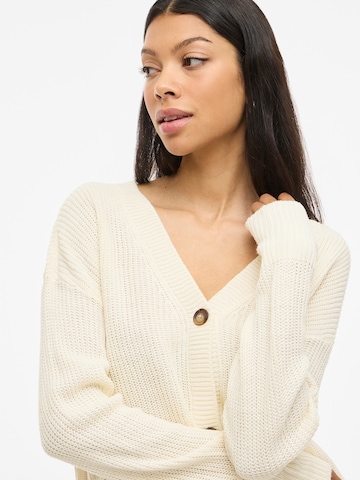 Cardigan 'VIAVELINE' VILA en blanc