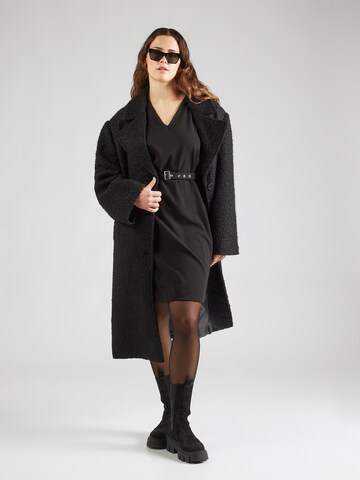 Robe Vero Moda Curve en noir
